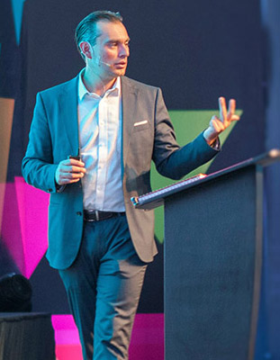 Fernando Azures