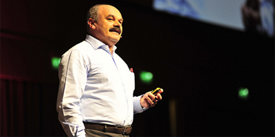 Oscar Farinetti400x200