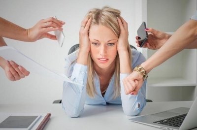 3 pequeñas cosas que cada persona puede hacer para reducir el estrés en la oficina